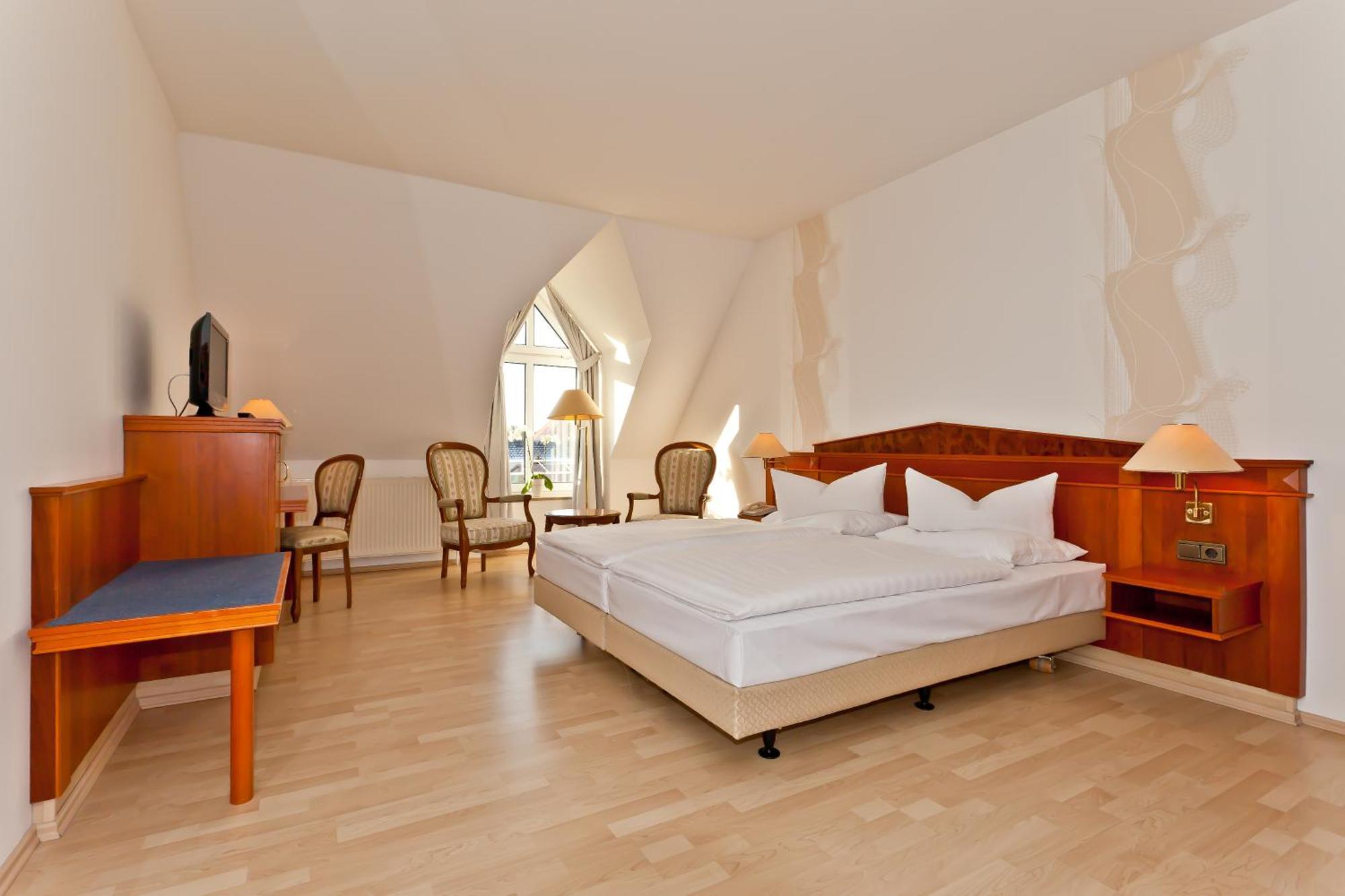 Hotel De Weimar Людвигслюст Экстерьер фото