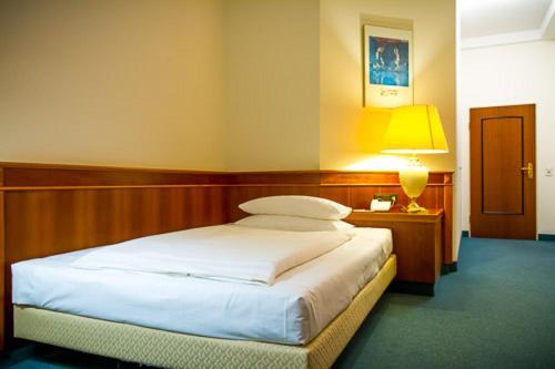 Hotel De Weimar Людвигслюст Экстерьер фото